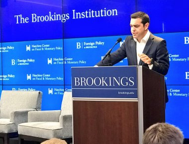 Αλ. Τσίπρας: «Η Ελλάδα προστατεύει ανυποχώρητα τα κυριαρχικά δικαιώματά της στο Αιγαίο» (φωτό, βίντεο)